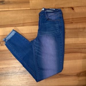 Black Daisy fringe jeans in unique shade!